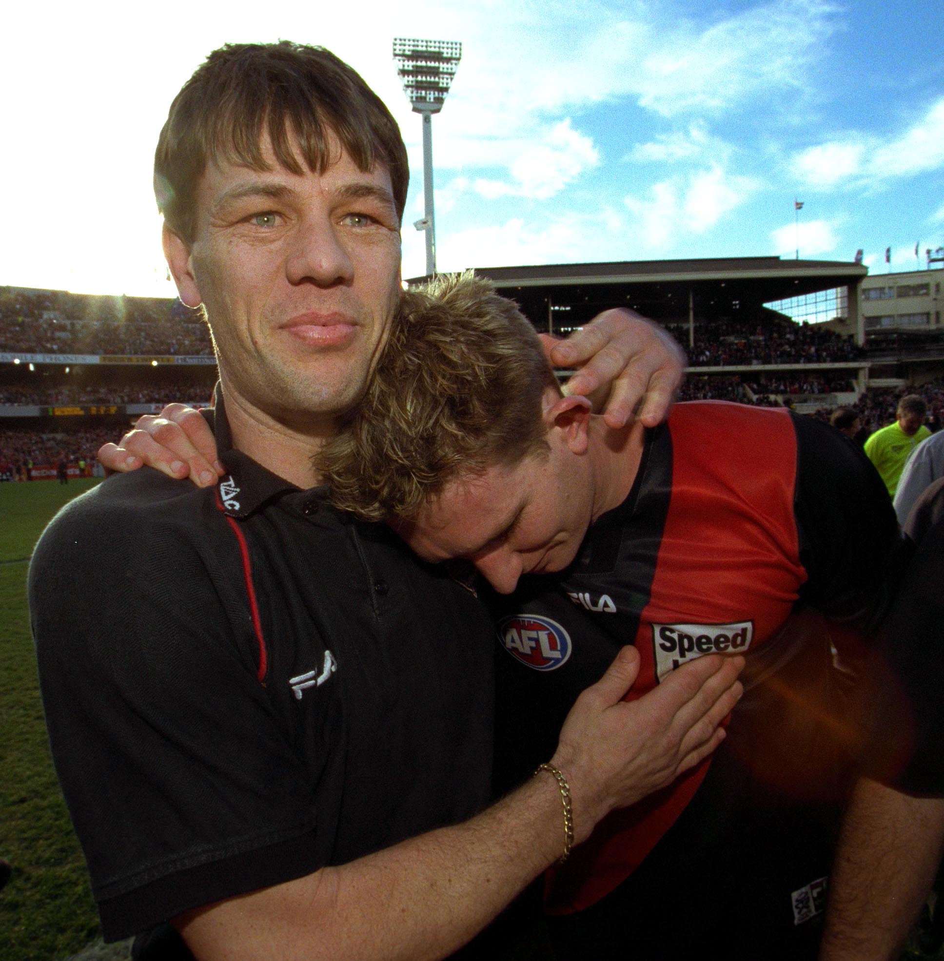 Mark Harvey to return to the Bombers, says Lloyd